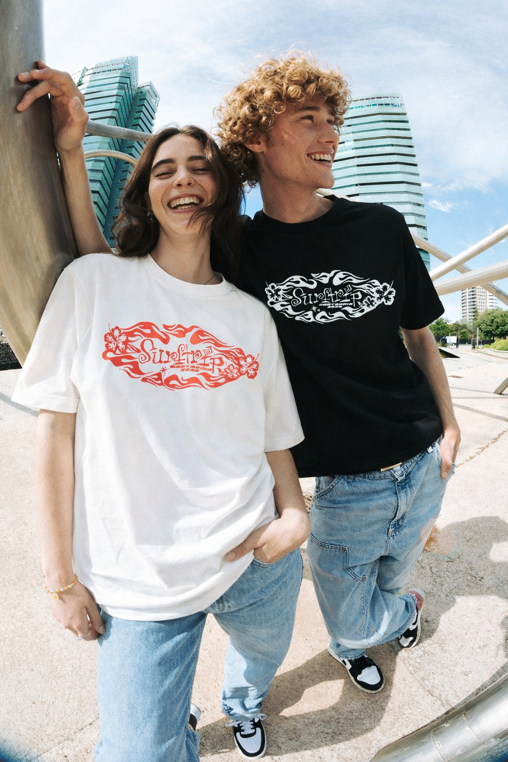 Camiseta Blanca - Drop Exclusivo Surf Trip Cantabria 2026